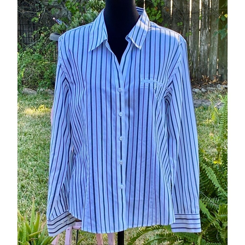 NWT Gold Label Investments SZ 18 Non-Iron Black White Striped Blouse